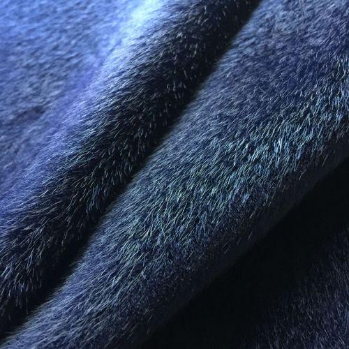 立體長毛植絨工藝在服裝設(shè)計中的應(yīng)用